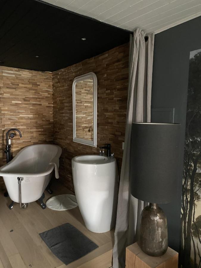 "Un Lieu Unique" Le Cozy Apartment อานซี ภายนอก รูปภาพ