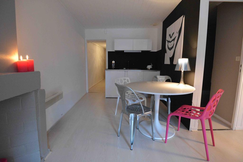 "Un Lieu Unique" Le Cozy Apartment อานซี ห้อง รูปภาพ